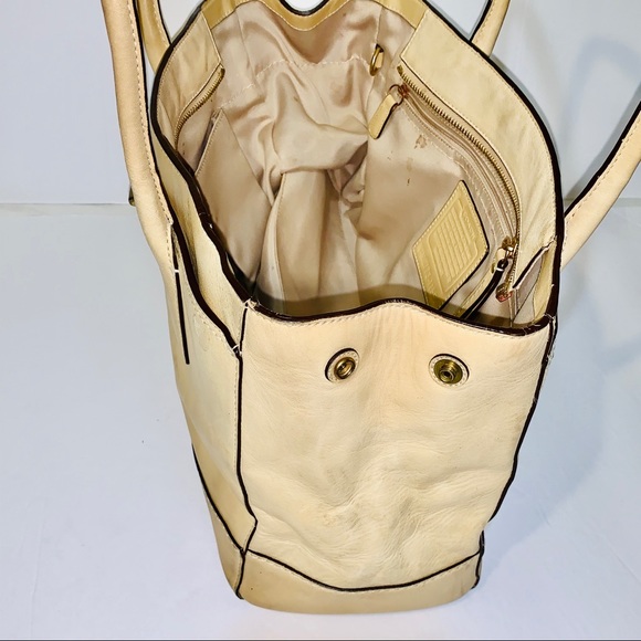 Limited Edition COACH Hampton Madeline Satchel - Picture 9 of 11